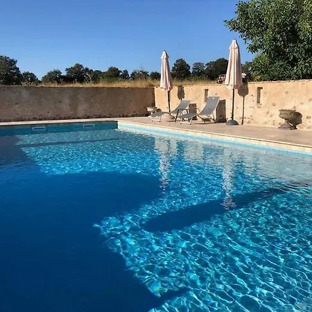 Apartment The Petit At Chateau Mareuil Brigueil-le-Chantre