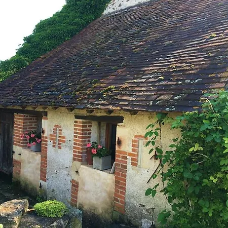 The Petit At Chateau Mareuil Brigueil-le-Chantre