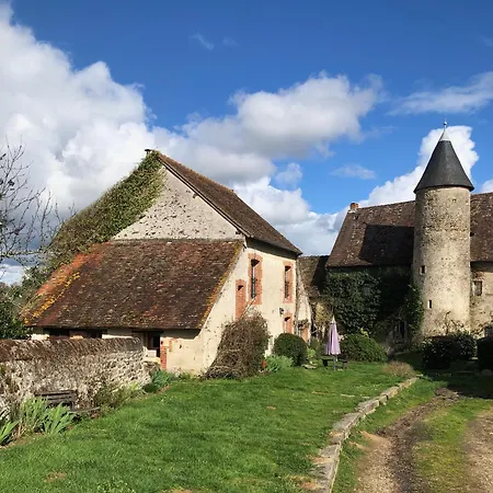 The Petit At Chateau Mareuil *