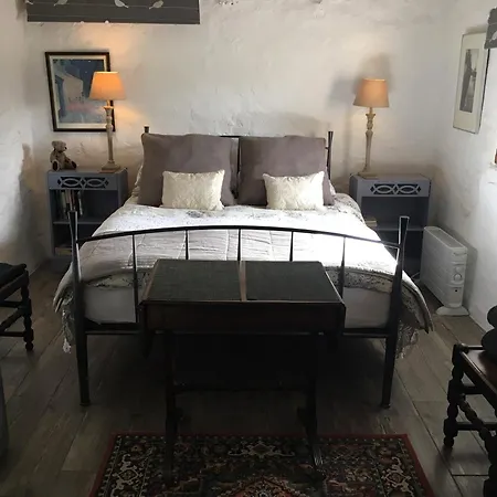 The Petit At Chateau Mareuil Apartment *