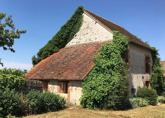 The Petit At Chateau Mareuil Апартаменты Brigueil-le-Chantre