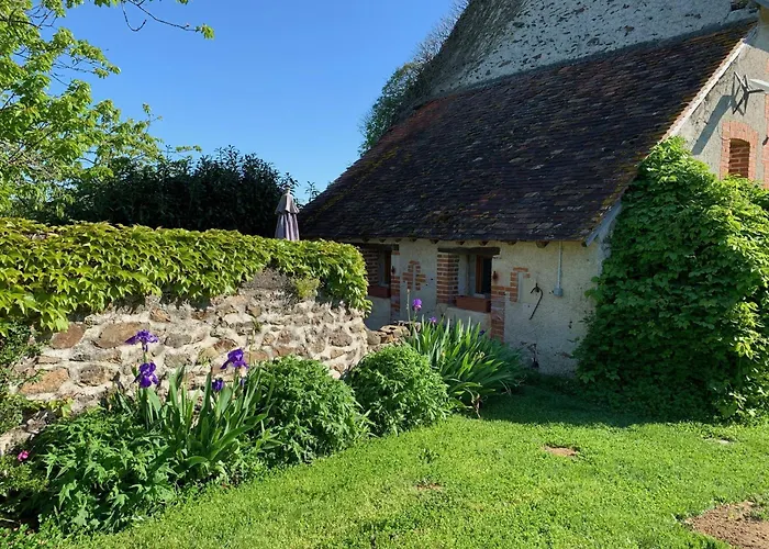 The Petit At Chateau Mareuil *